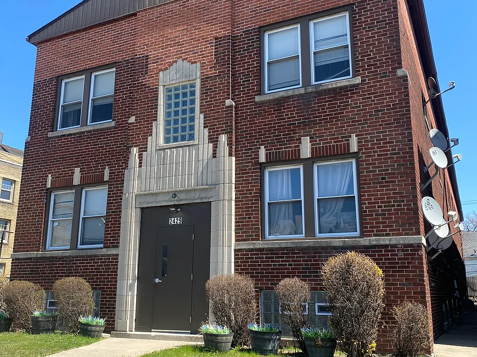 Delaware Ave