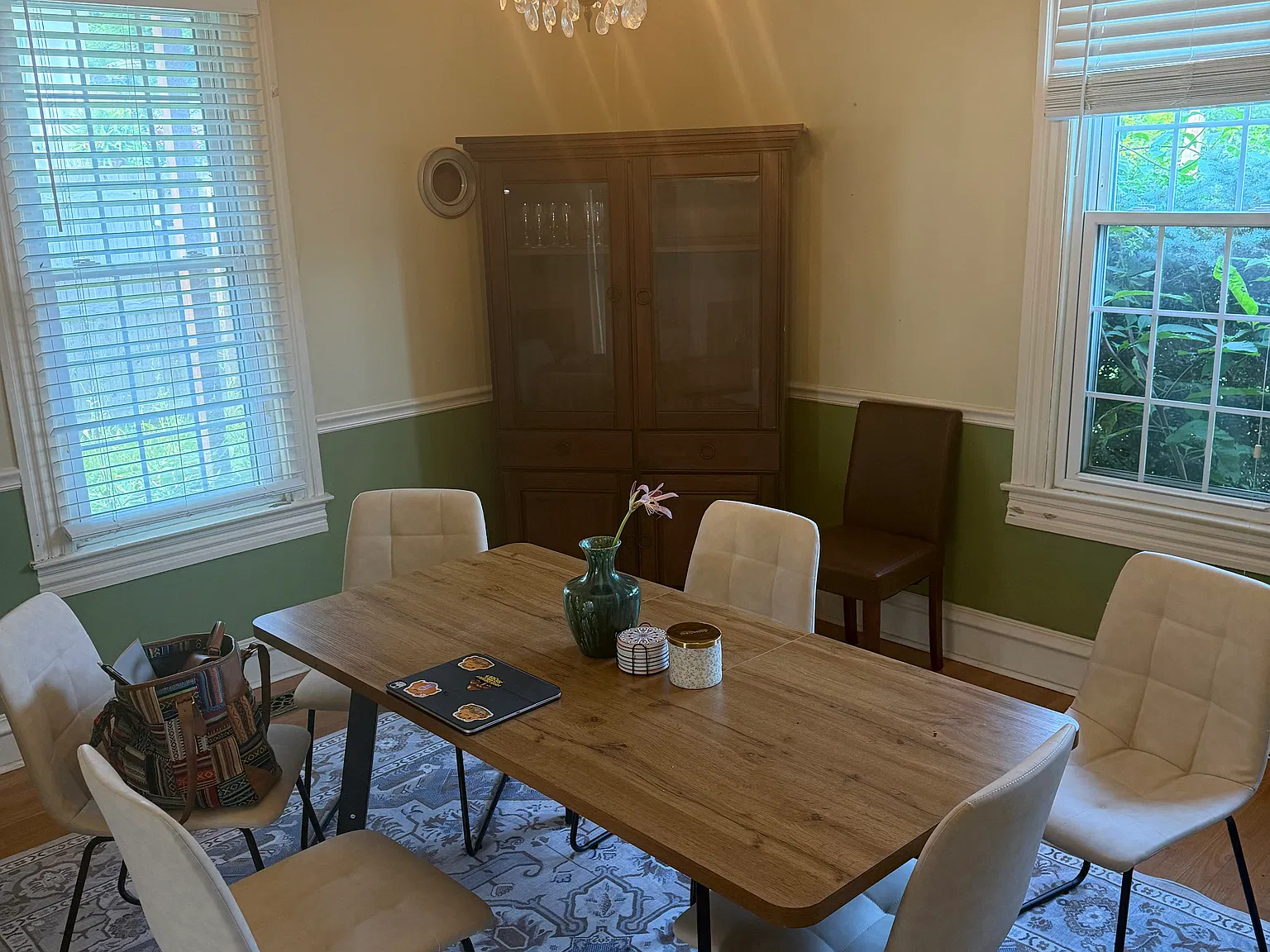 3 bed, 1731 sqft, $2,460 — Photo 1