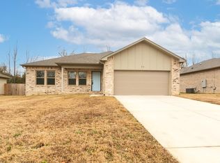 55 Birchwood Dr, Ward, AR 72176