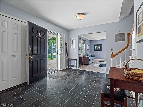 2nd image of 316 Appleblossom Ln