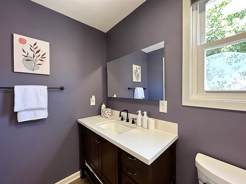 2468 N Wauwatosa Ave