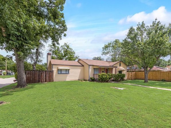 1104 Trinity View St