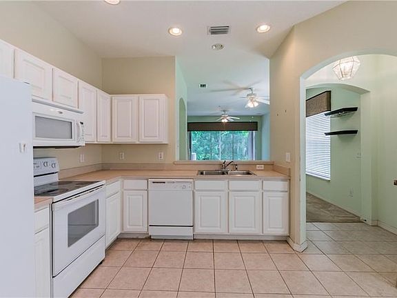 5th image of 11259 Windsor Place Cir