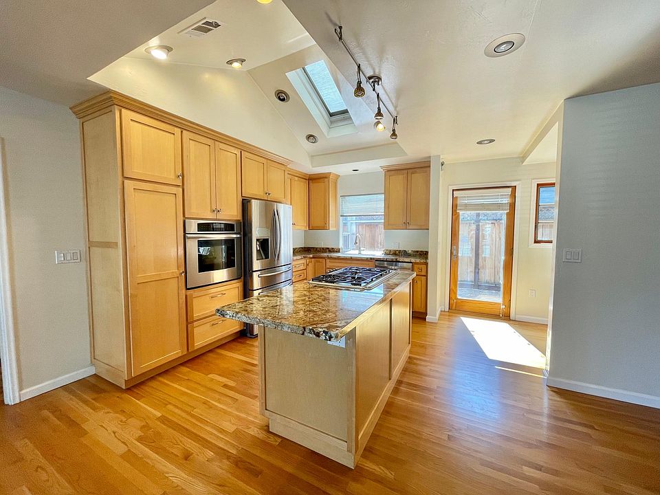 1st image of 1001 Empey Way