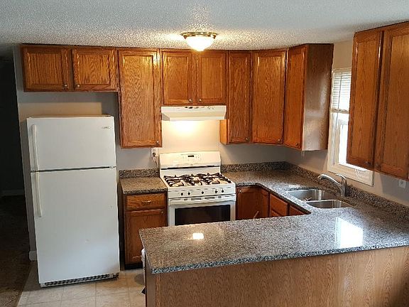 2nd image of 4320 W Castleton Rd