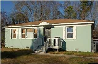 Great Starter home, new Kitchen and Bath