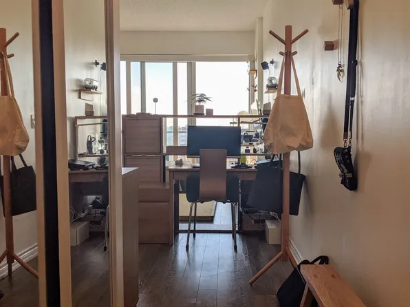 15 James Finlay Way #612, Toronto, ON M3M 0B3