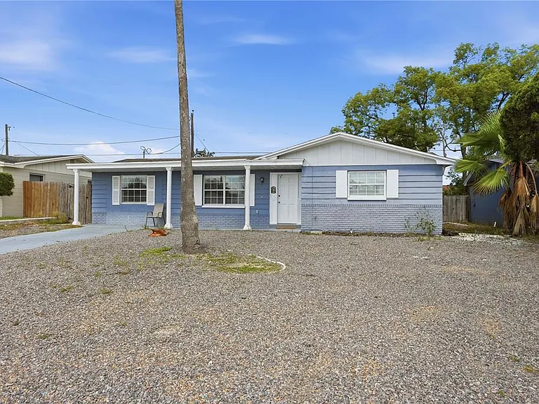 3301 Rosefield Dr — Photo 3