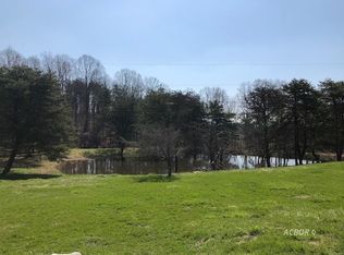 42500 Tucker Rd, Coolville, OH 45723