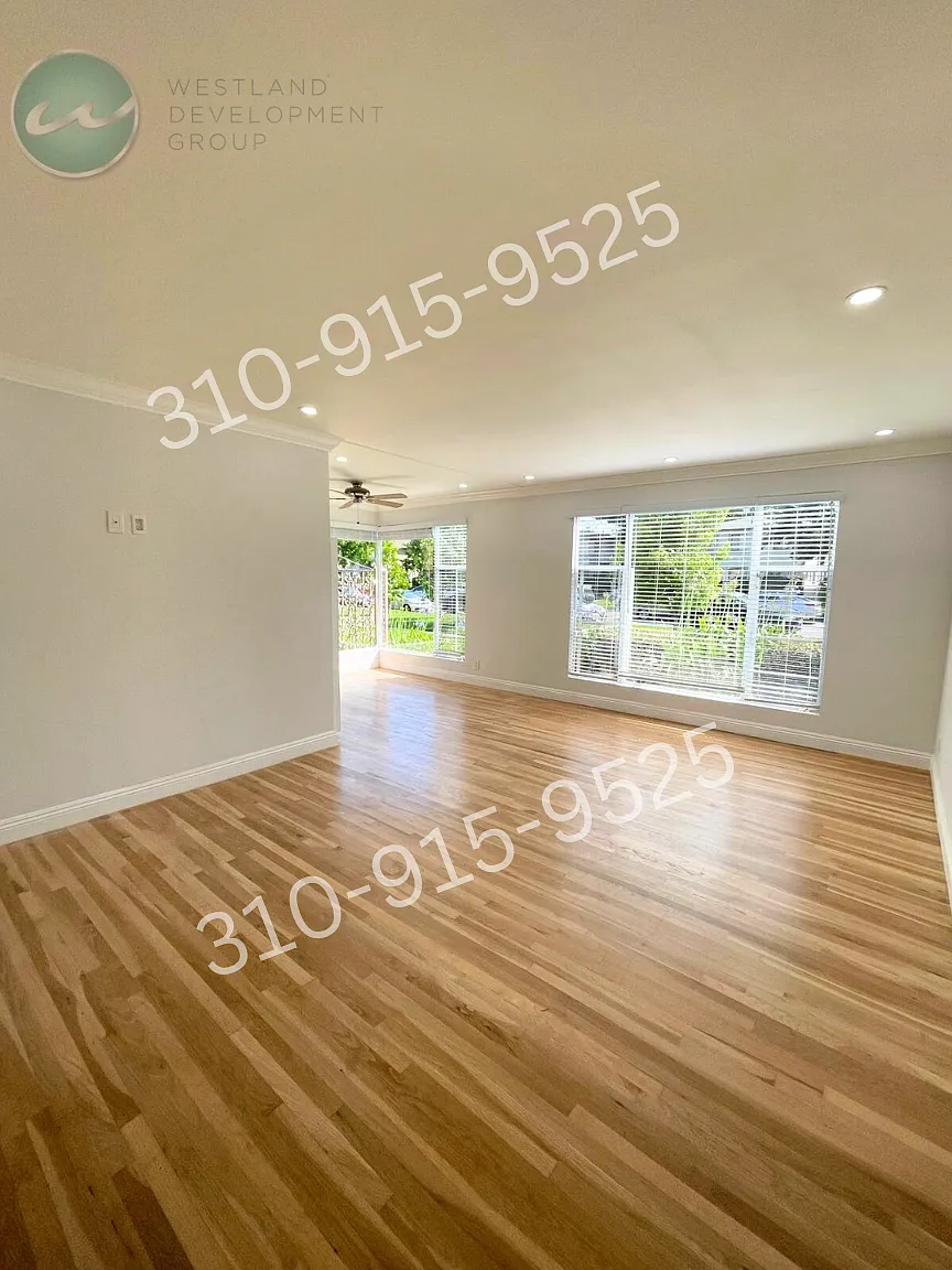 2 bed, 1100 sqft, $3,295 — Photo 1