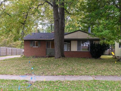 2039 Holly Way, Lansing, MI, 48910