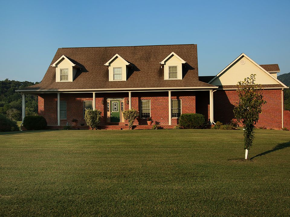 1st image of 525 Church Ln