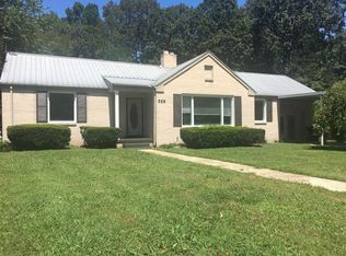 325 Druid Ln, Tullahoma, TN 37388