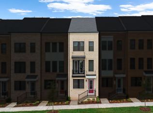 2670 River Birch Rd, Herndon, VA 20171