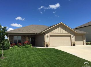 606 N Daylily Dr, Lawrence, KS 66049