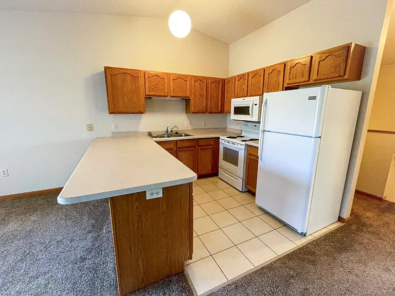 320 Scheidler Rd #4 — Photo 2