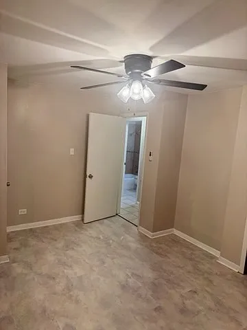 3632 S King Dr — Photo 12