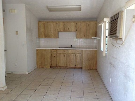 5th image of 5513 Golden Dr