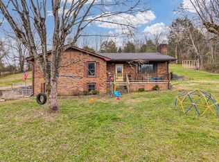 90 Harris Hollow Rd, Pleasant Shade, TN 37145