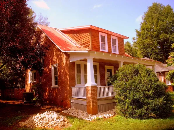 112 Robertson Ave, Charlottesville, VA 22903