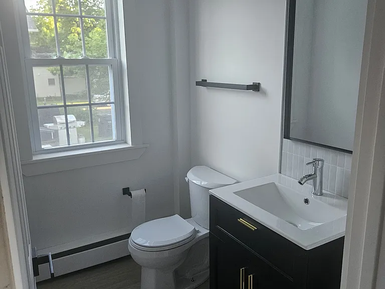 95 S Main St #95 — Photo 6