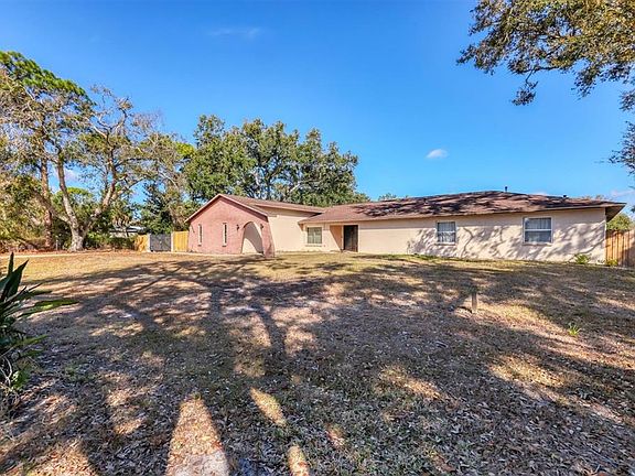 2nd image of 3917 Desoto Rd