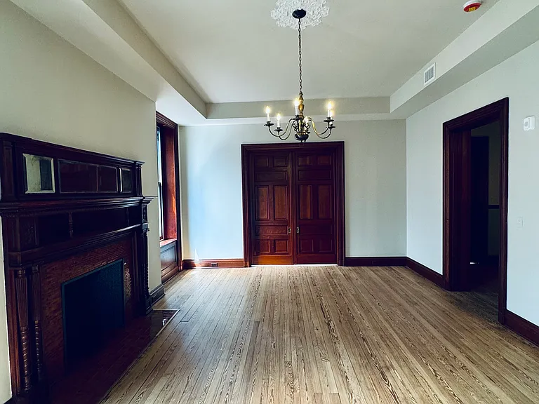 715 Washington Pl #3F — Photo 12