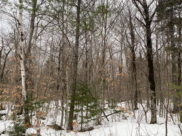 7-6 Elliotsville Road, Monson, ME 04464