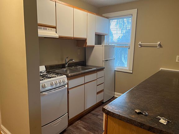 2nd image of 535 Asbury St APT 13