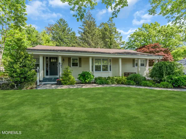 31 Melrose Terrace, Middletown, NJ 07748