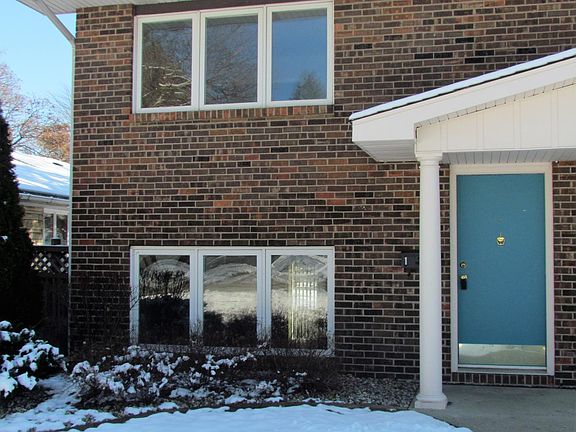 2nd image of 406 College Ave