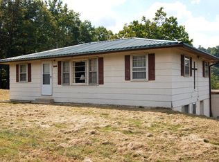 282 Hootowl Rd, Spruce Pine, NC 28777
