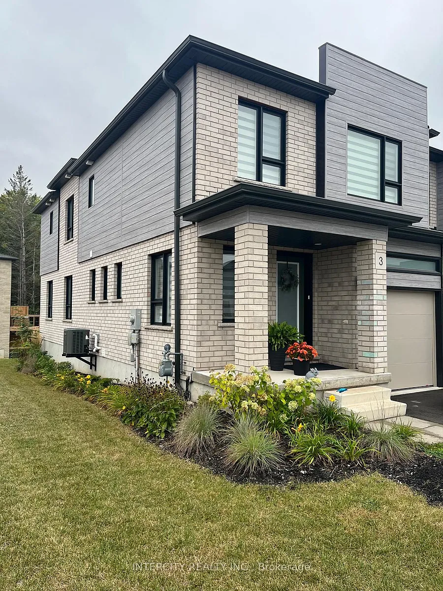 Photo 2 of 14 - 3 Roper Pl - Kitchener, ON Building Photo - 3 Roper Pl