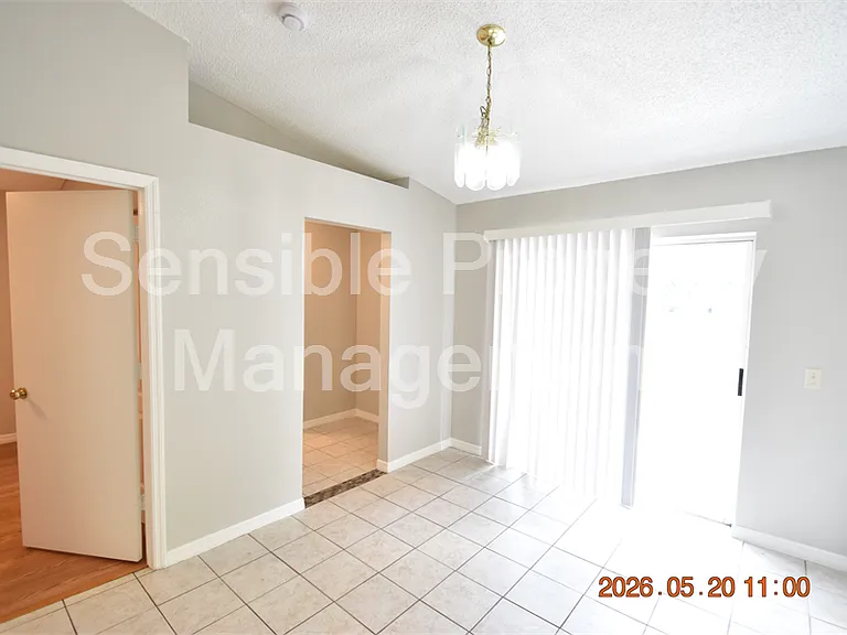 12116 Feldwood Creek Ln — Photo 8
