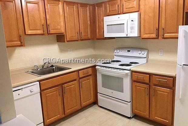 1st image of 552 Belmont St