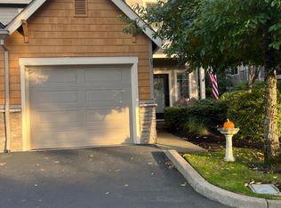 12892 Boones Ferry Rd, Lake Oswego, OR 97035