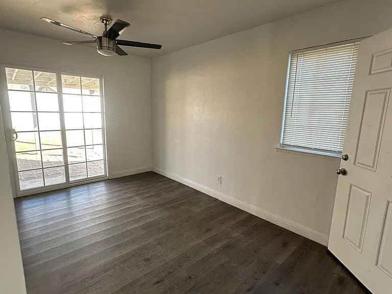 1817 W La Sierra Dr — Photo 9
