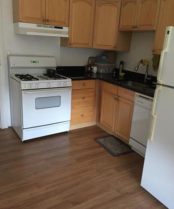 2nd image of 45 Bay State Rd #5FF