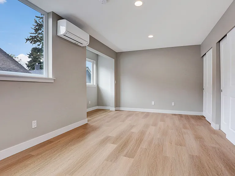 3020 4th Ave W #B — Photo 8