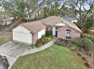 8534 Majestic Oaks Dr S, Jacksonville, FL 32277