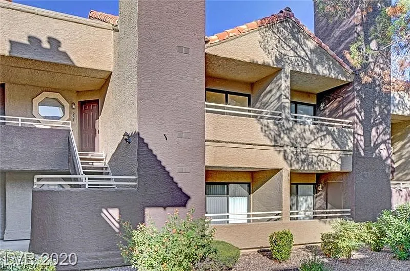 Building Photo - 5062 S Rainbow Blvd #203