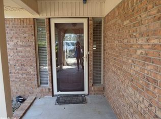 7401 N Pinewood Dr, Pine Bluff, AR 71603
