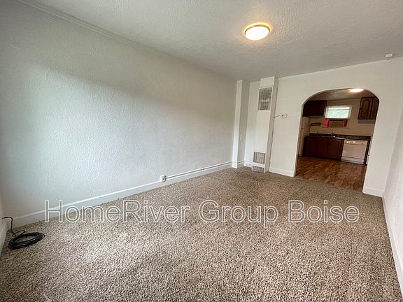 2nd image of 1802 S Montana Ave