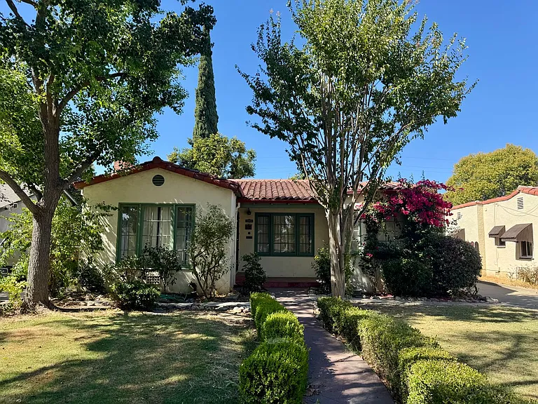 626 Adams Ave — Photo 1