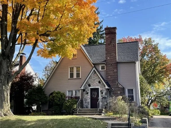 222 Raff Rd NW, Canton, OH 44708