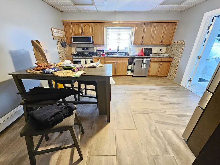 28 Cedar St #1 — Photo 9