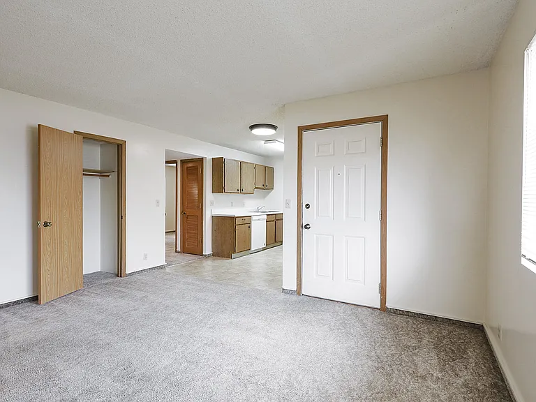 1235 B St #2 — Photo 6