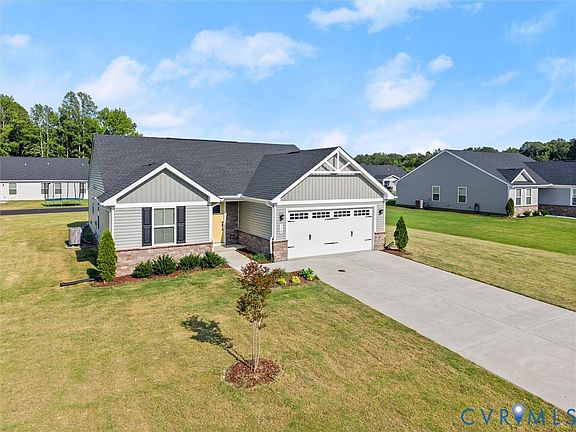 2nd image of 114 Braxton Way