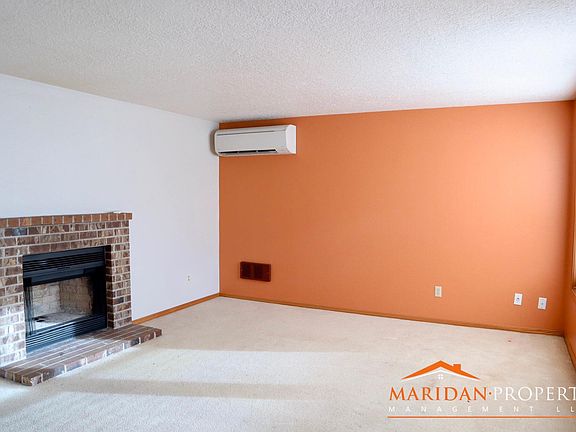 Living Room (View 1)