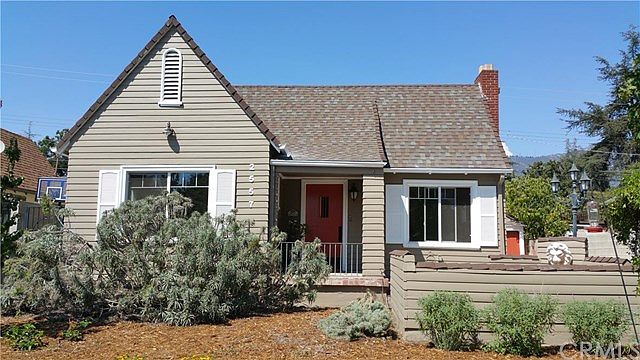 1st image of 2557 E Villa St